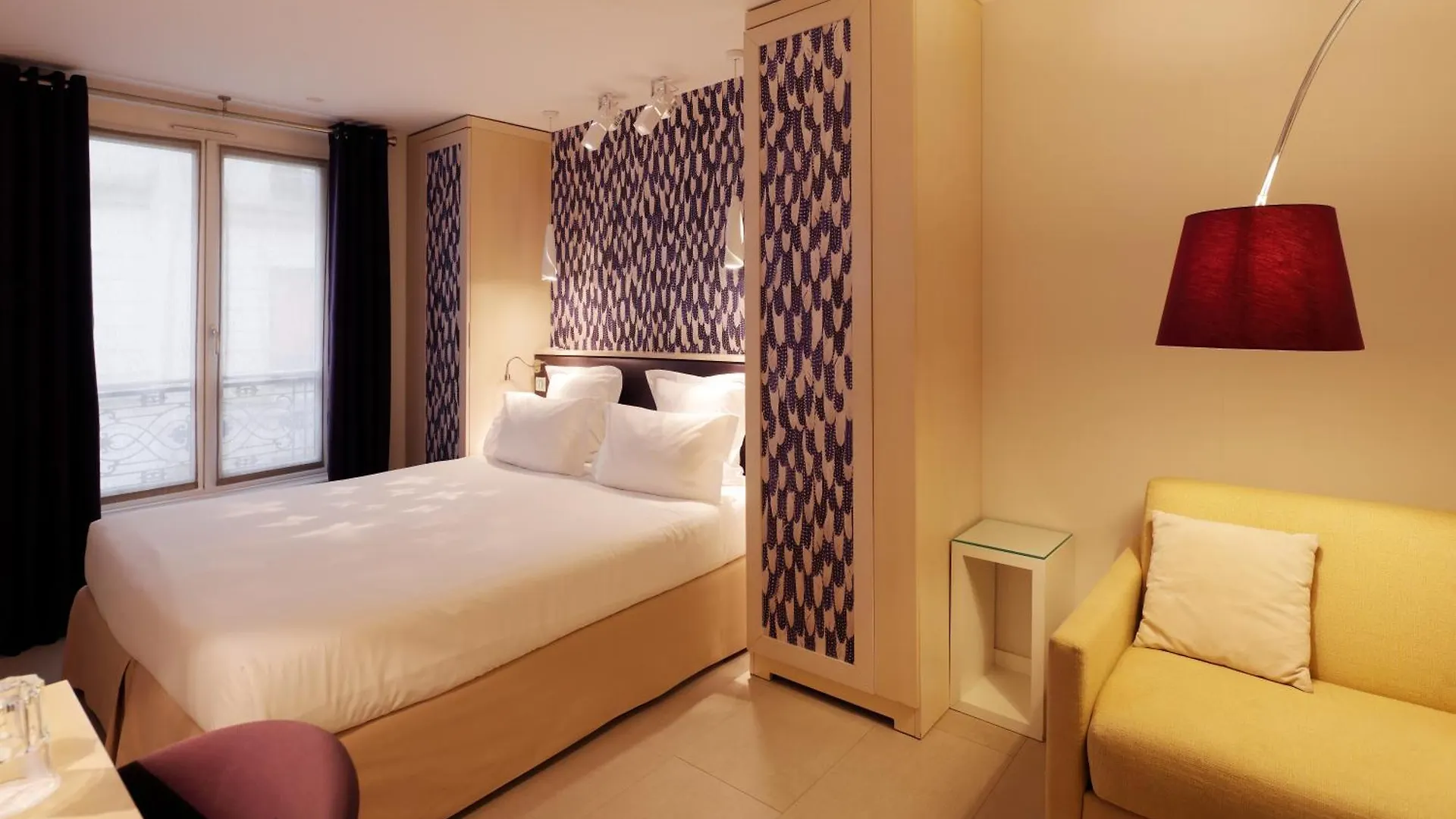Eden 4* Paris