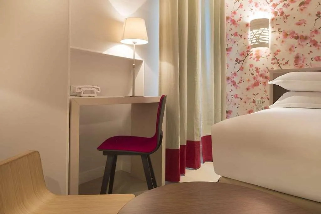 Eden Hotel Paříž